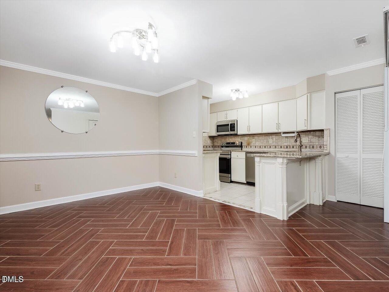 383 Summerwalk Circle