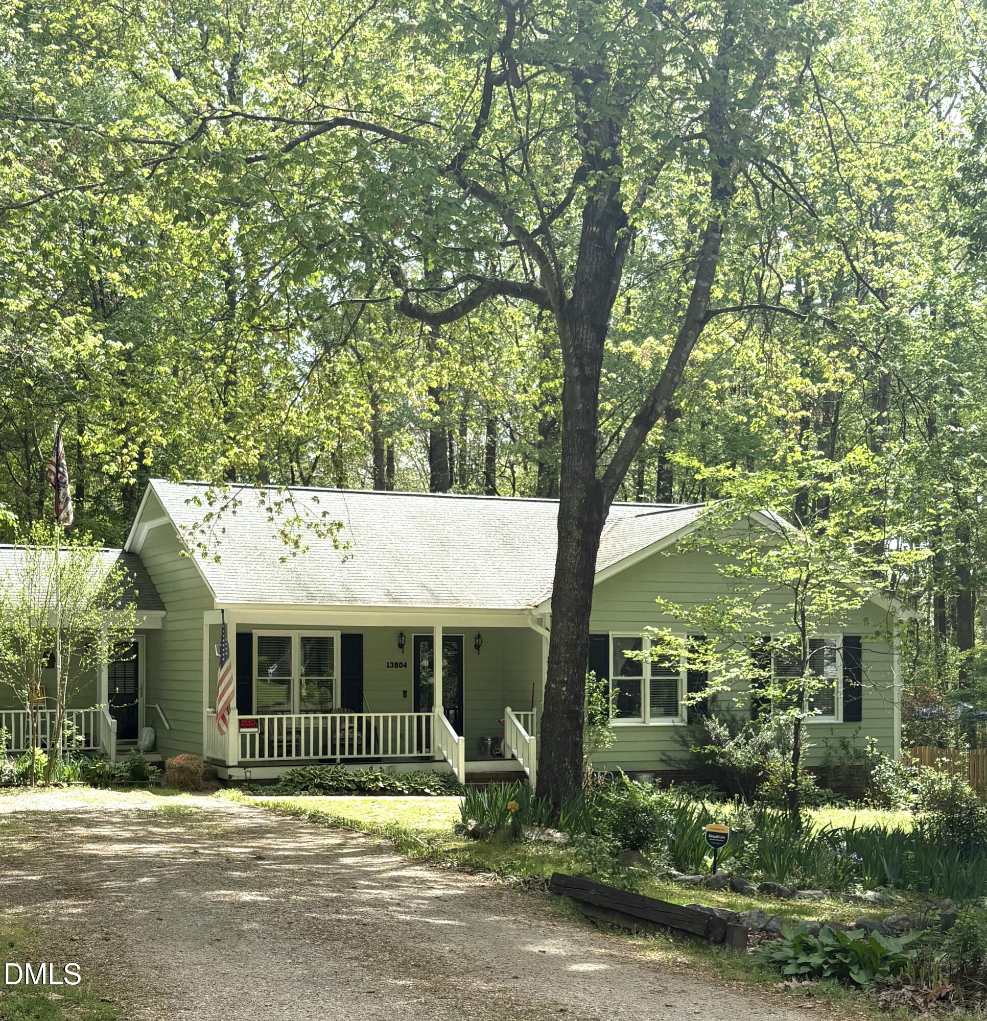 13804 N Meadows Court