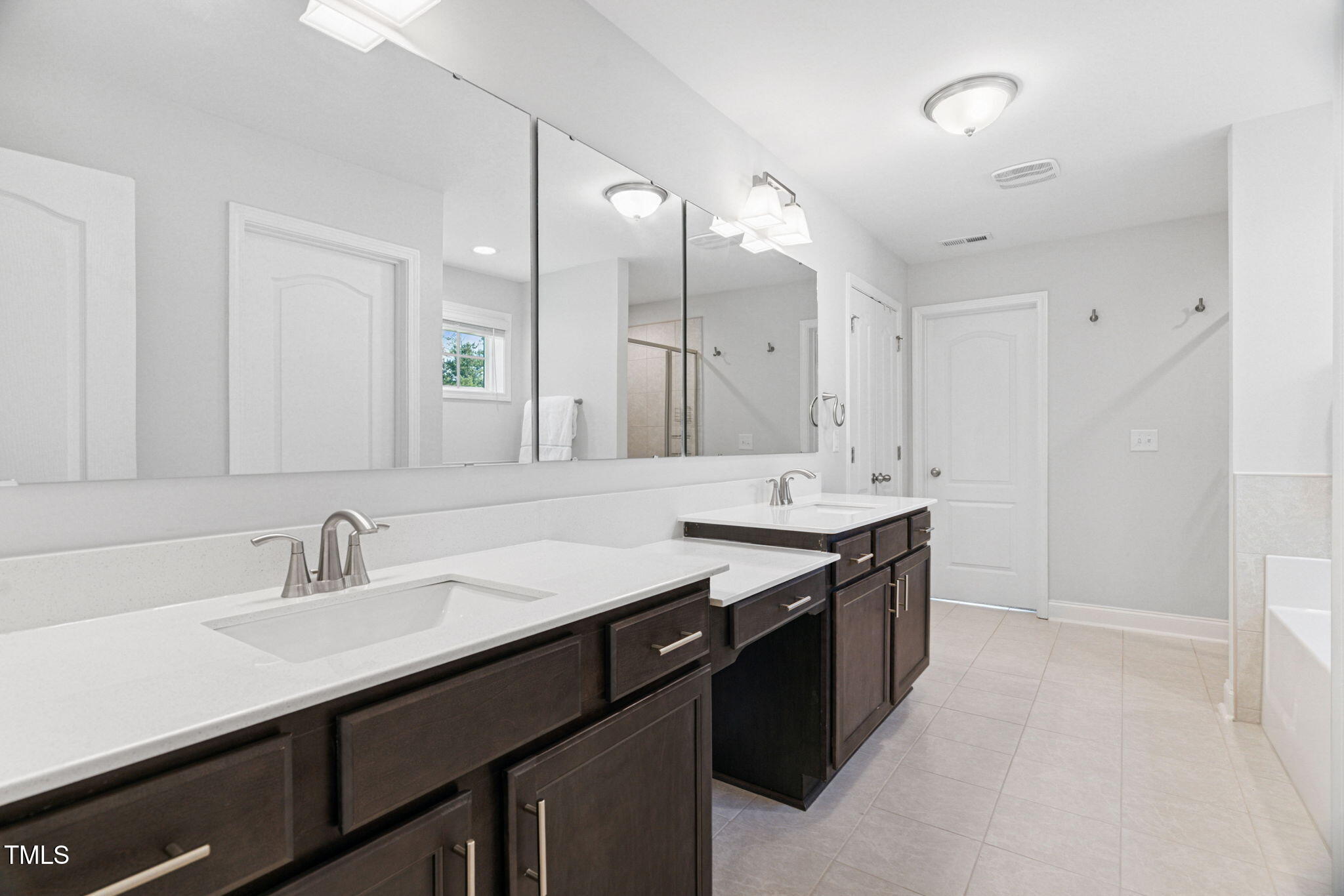 Sanford, North Carolina 27330, United States, 5 Bedrooms Bedrooms, ,4 BathroomsBathrooms,Residential,Coming Soon,165175