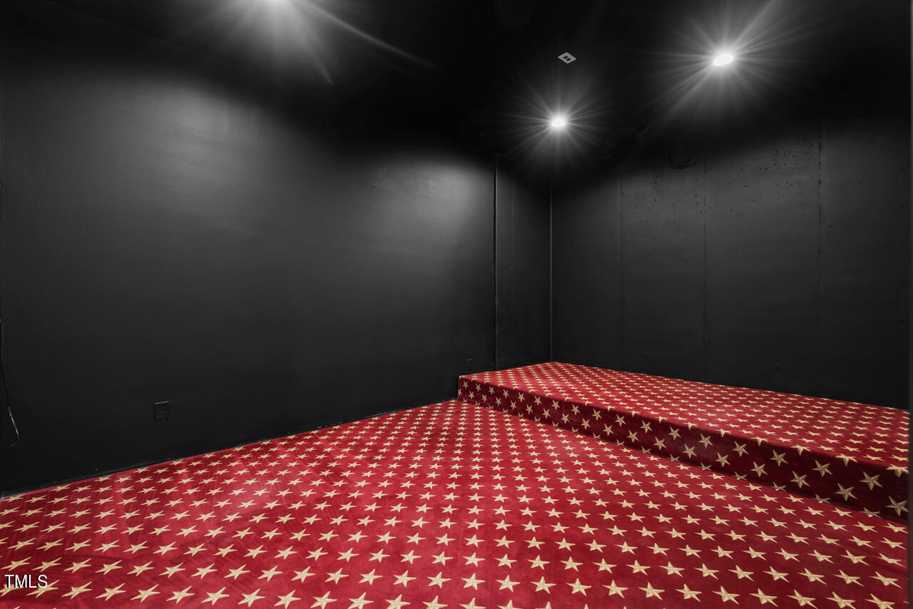 Durham, North Carolina 27713, United States, 4 Bedrooms Bedrooms, ,5 BathroomsBathrooms,Residential,Active,37890