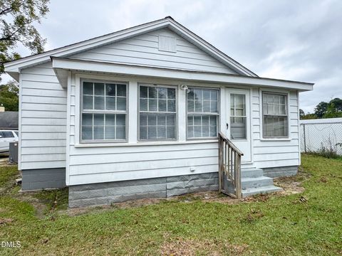 38 W Waddell Drive Smithfield NC 27577