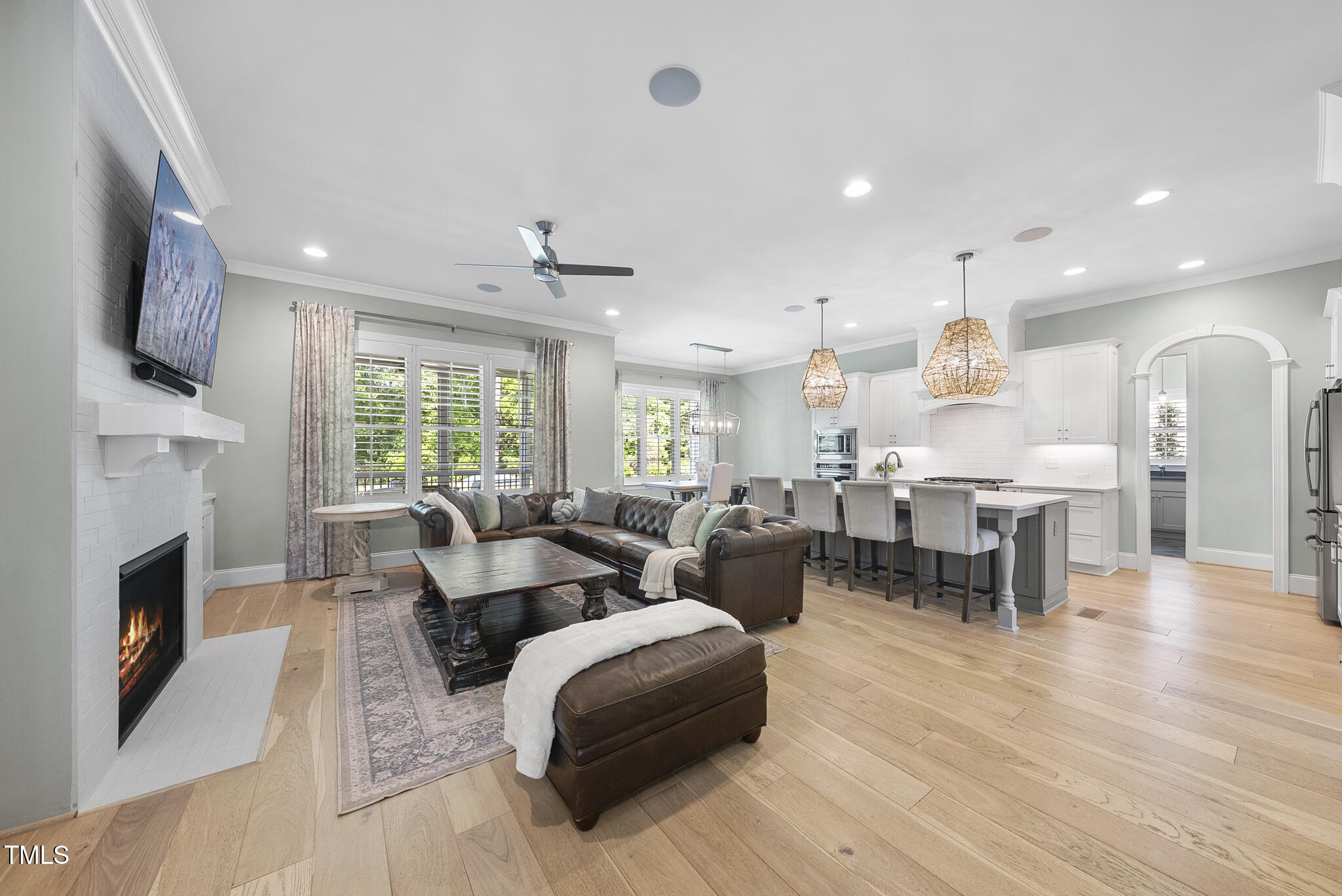 2086 Amalfi Place