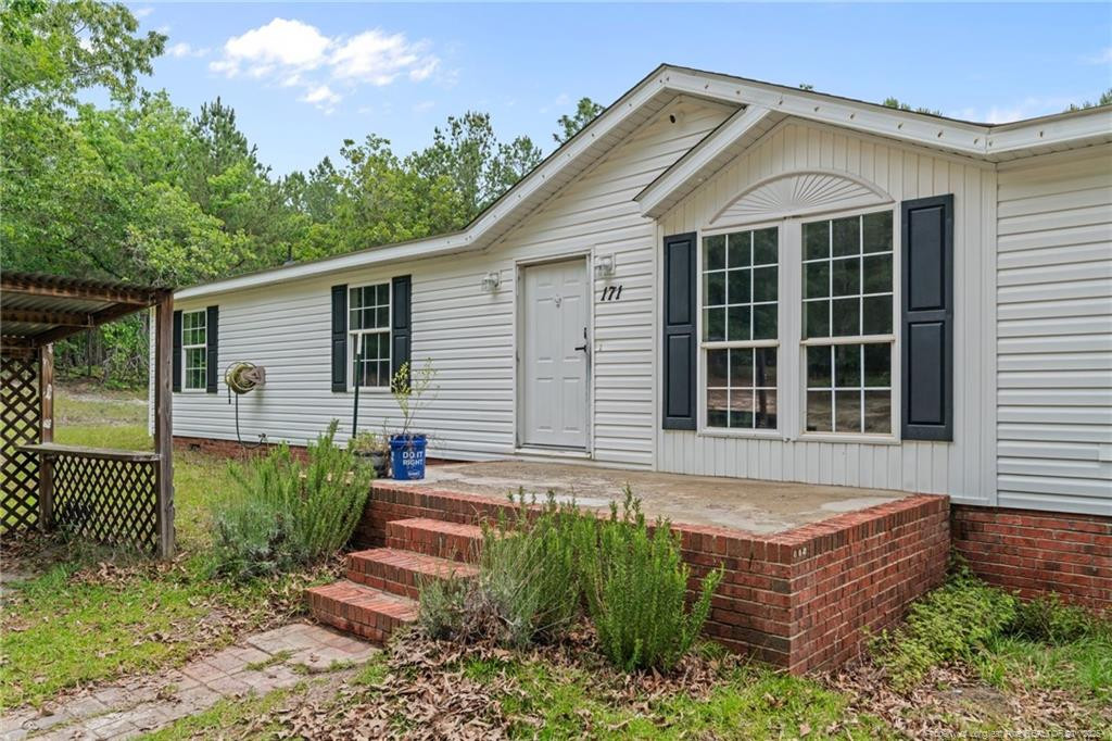 171 Waters Way