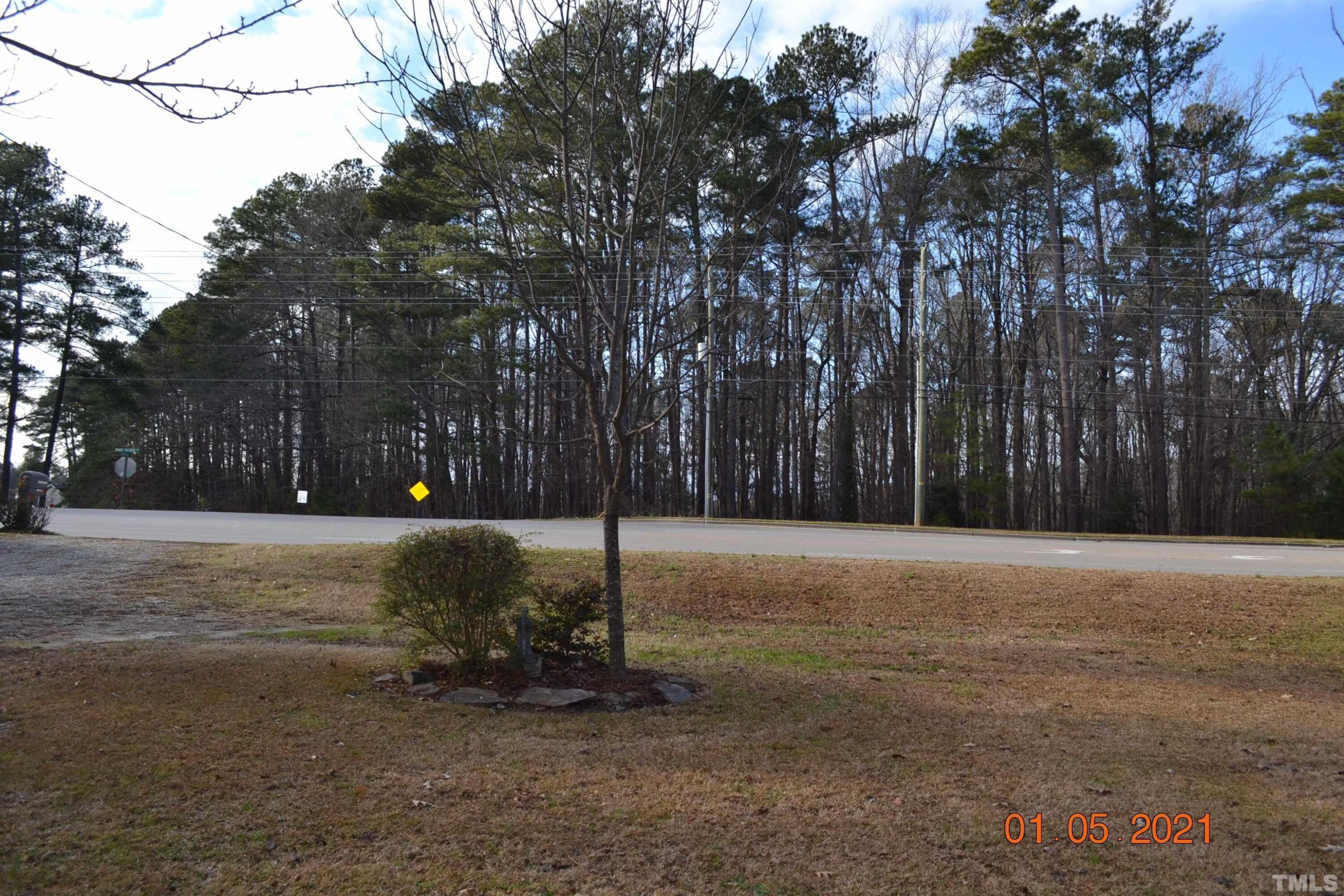 2015 Piney Plains Road