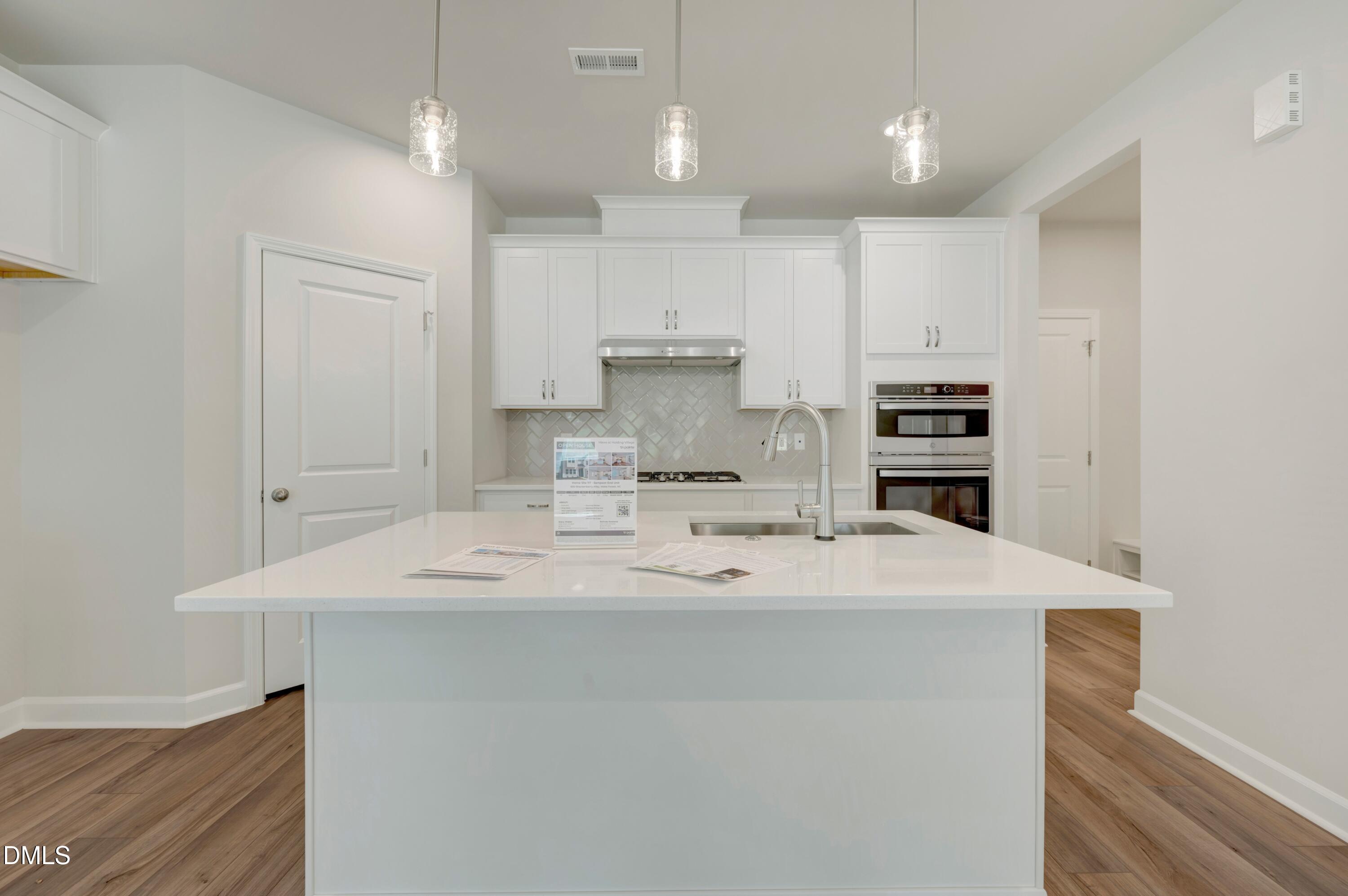 600 Brackenberry Alley