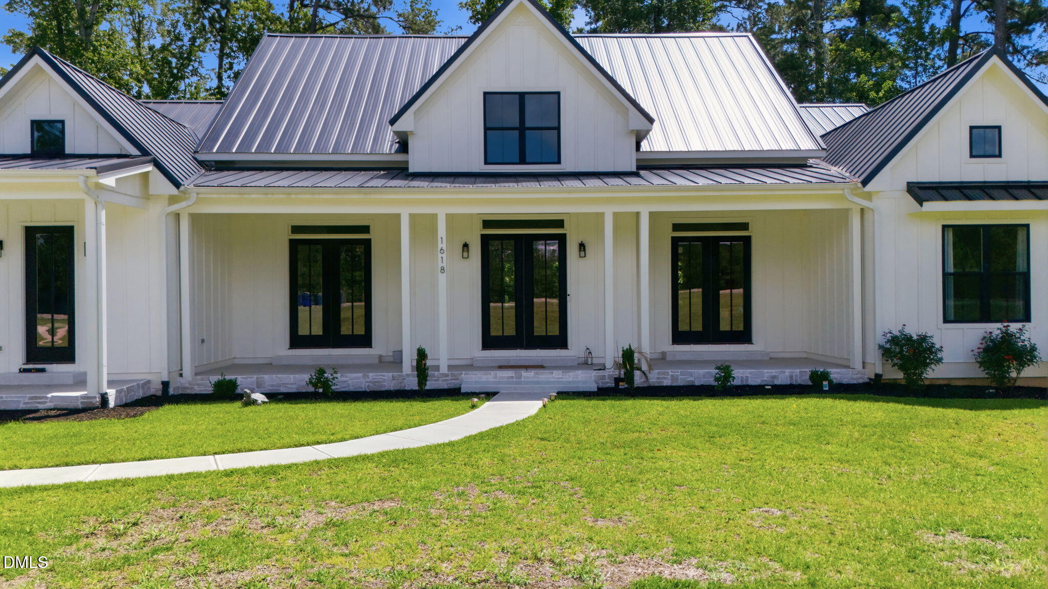 1618 Old Lystra Road