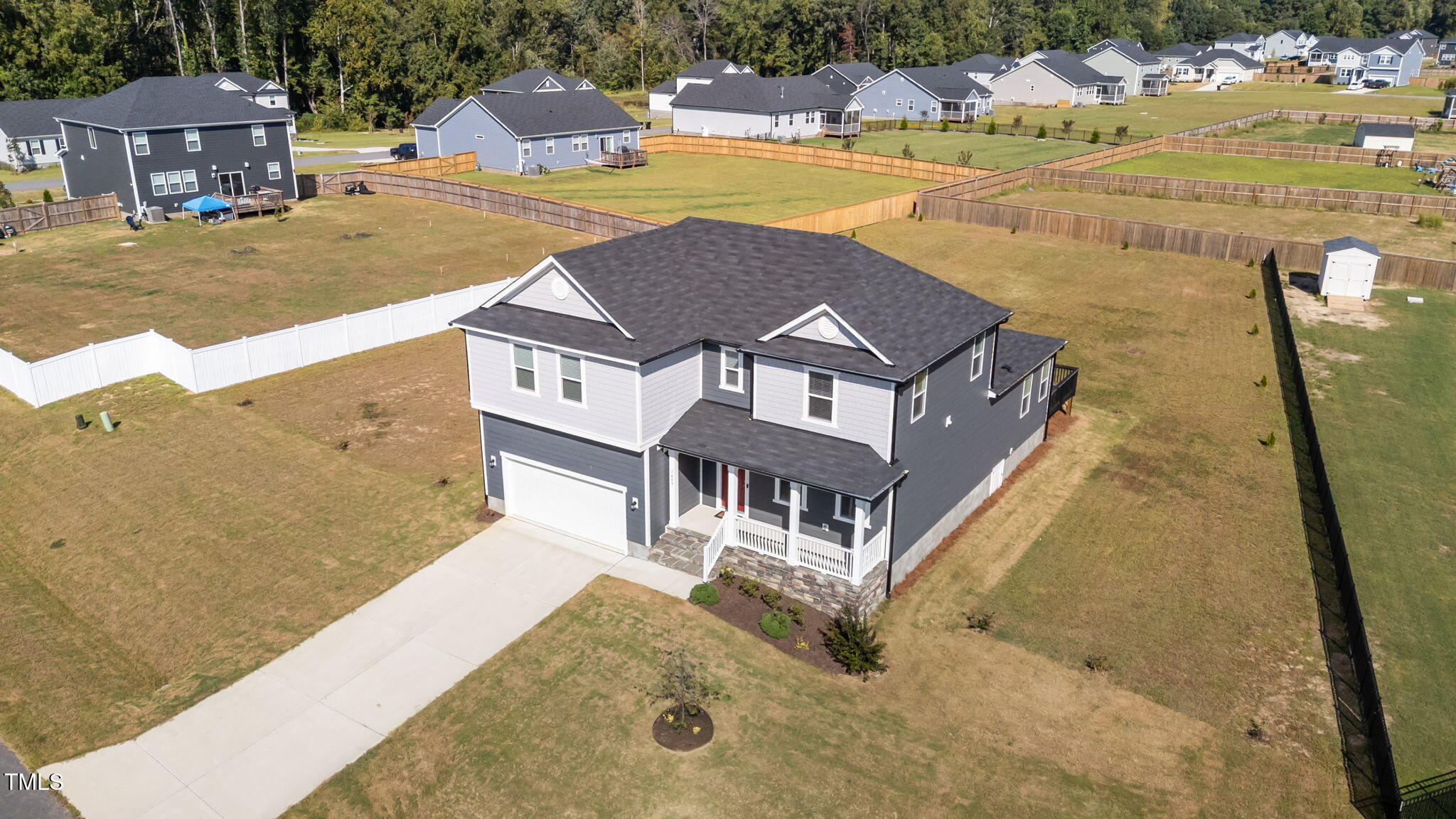 7609 Redwoood Ridge Way