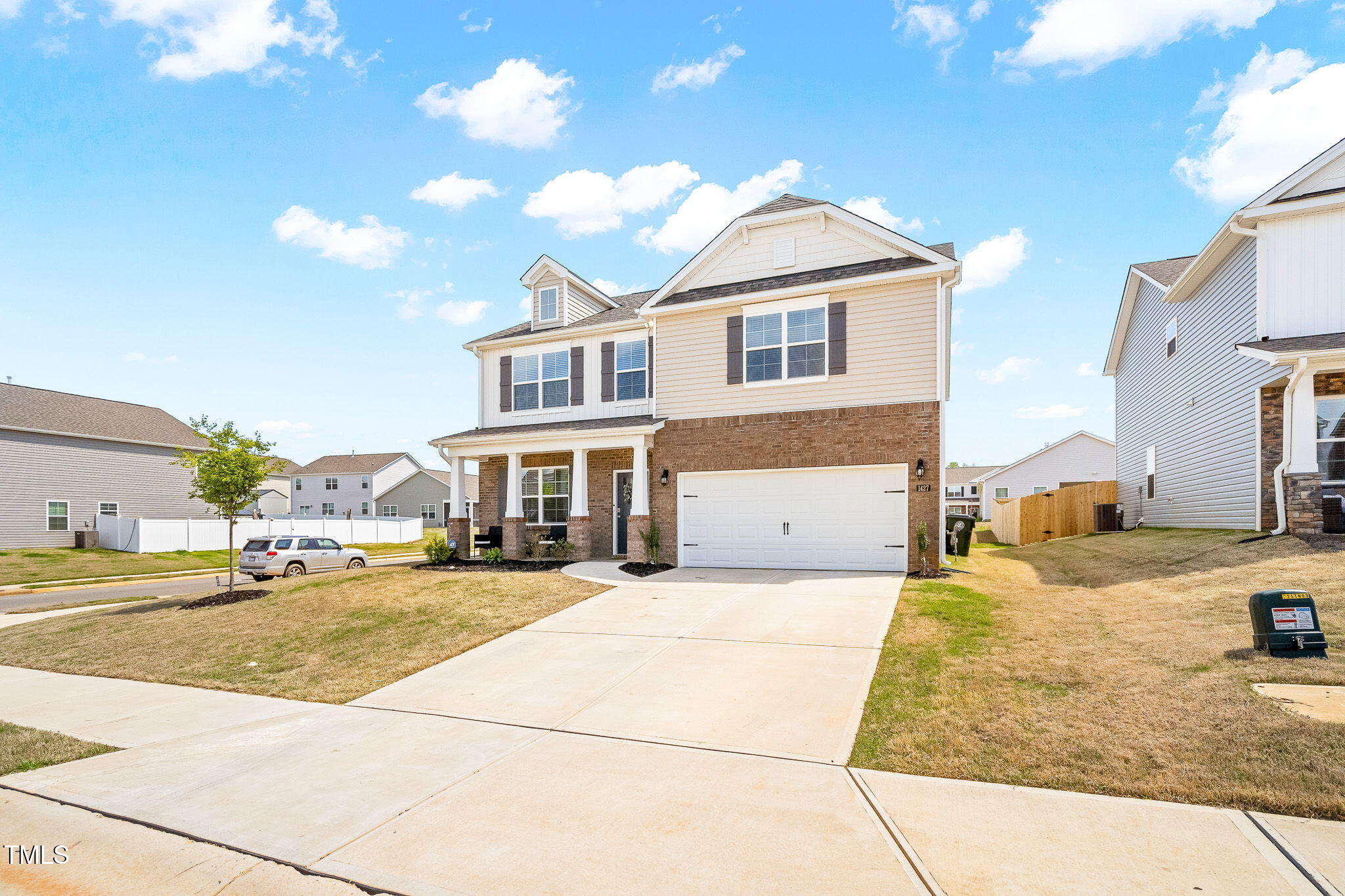 1427 Carisbrooke Drive