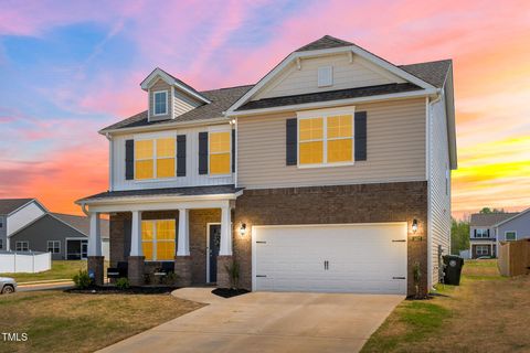 1427 Carisbrooke Drive Mebane NC 27302