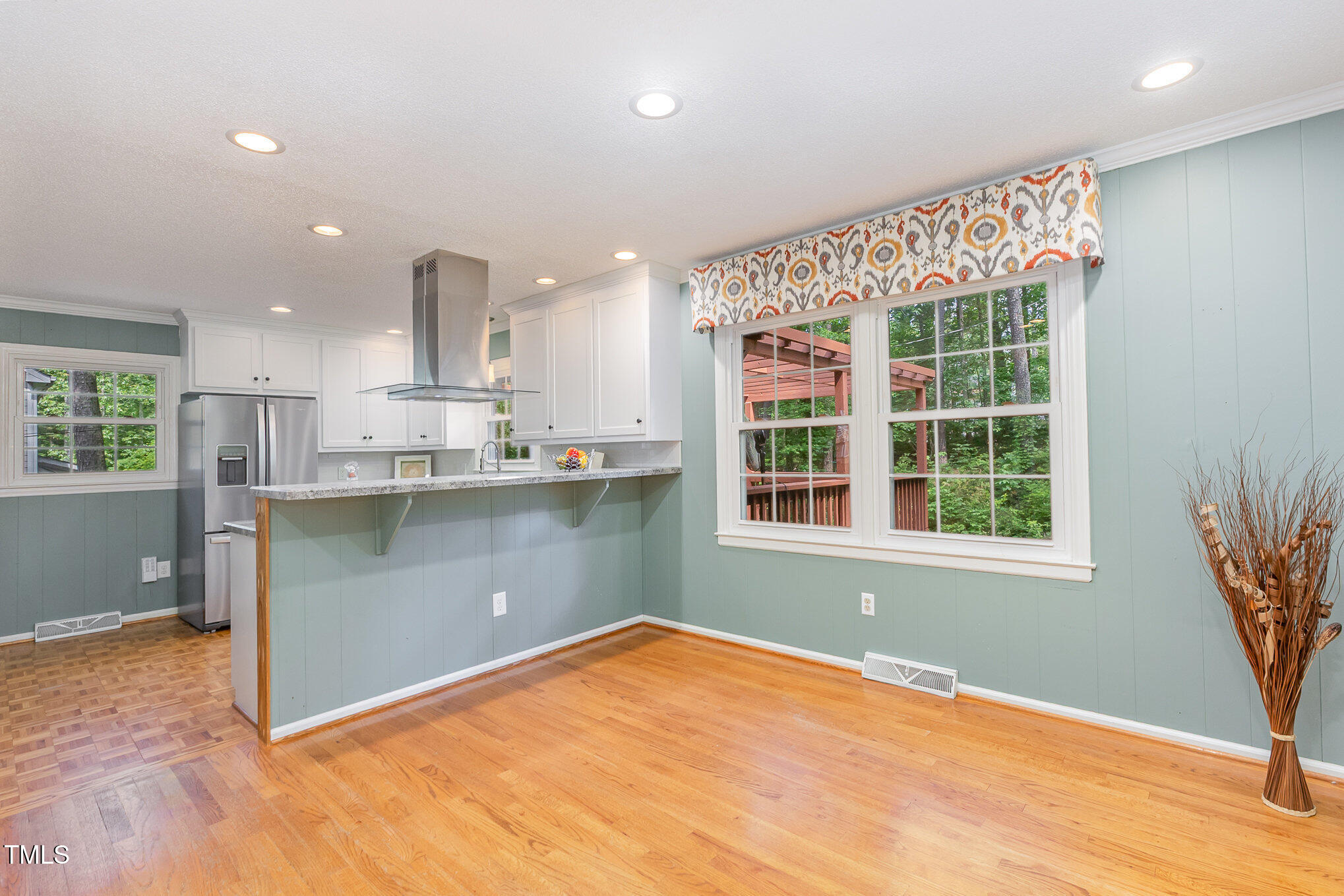 4030 King Charles Road