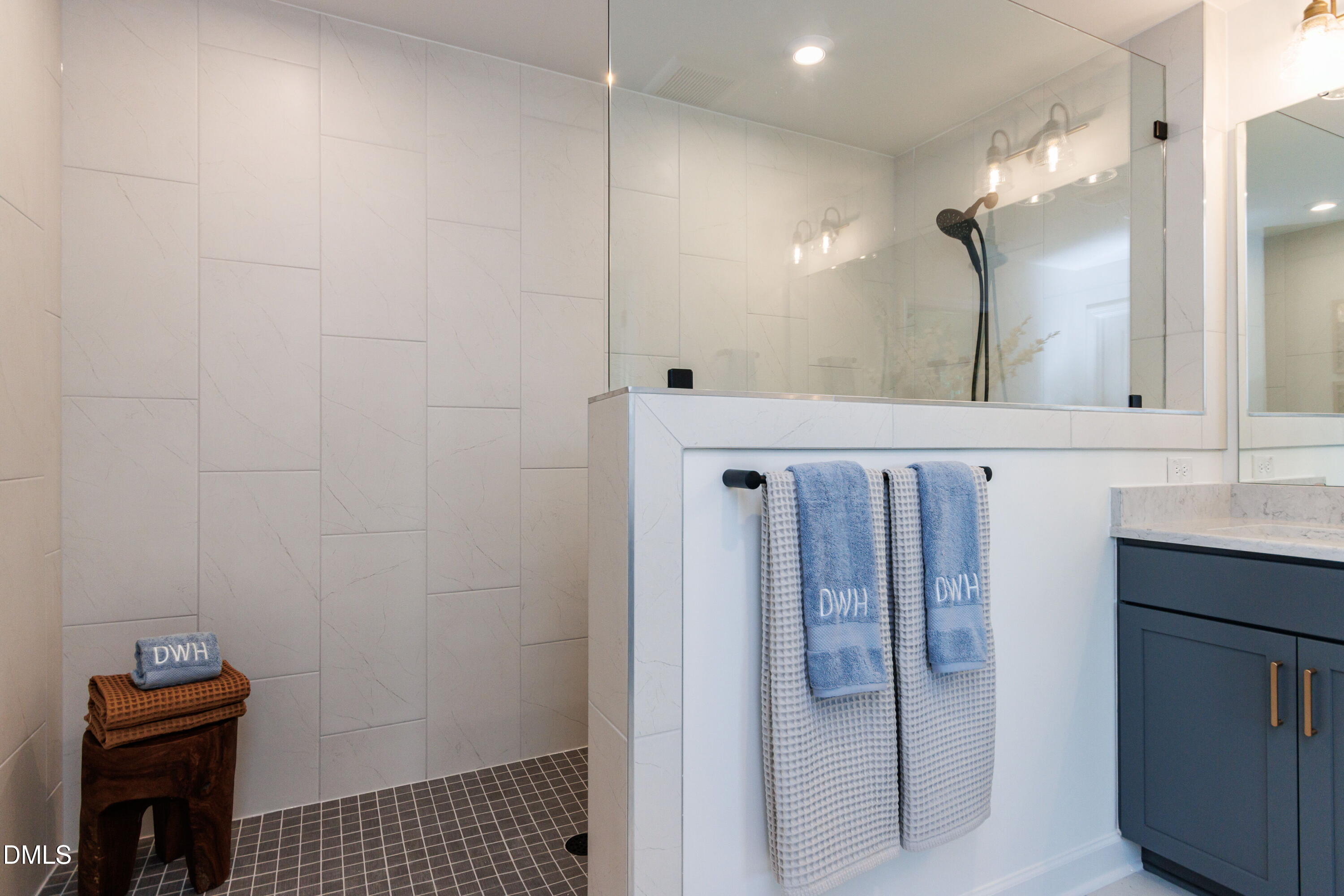 82 Rainbrook Cove Cove