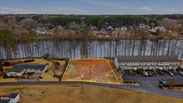 1100 S LAKESIDE DR, FOUR OAKS, NC 27524 - Image 68e0712e199b71c4ba54b60ddb0b1a18/2375682109