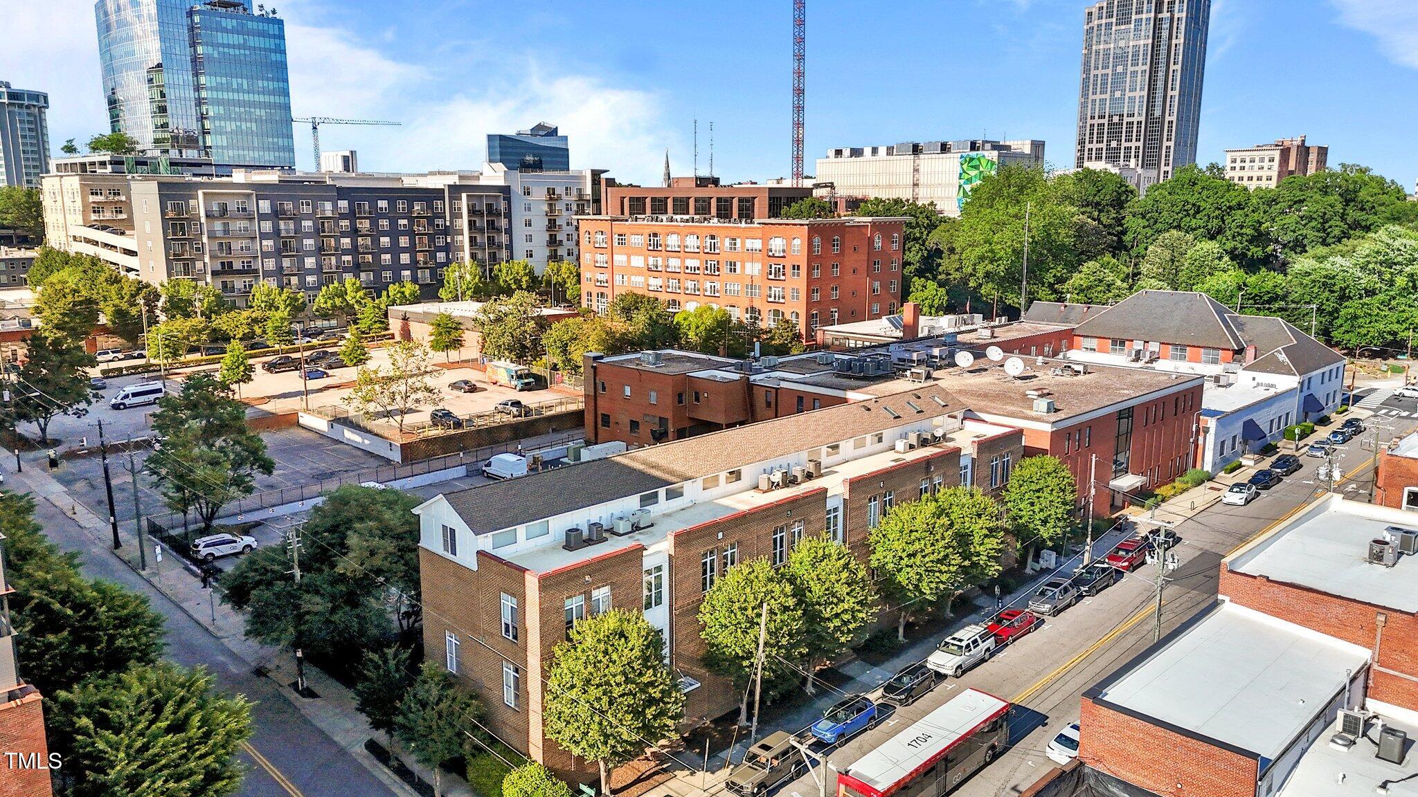 320 W Martin Street 205