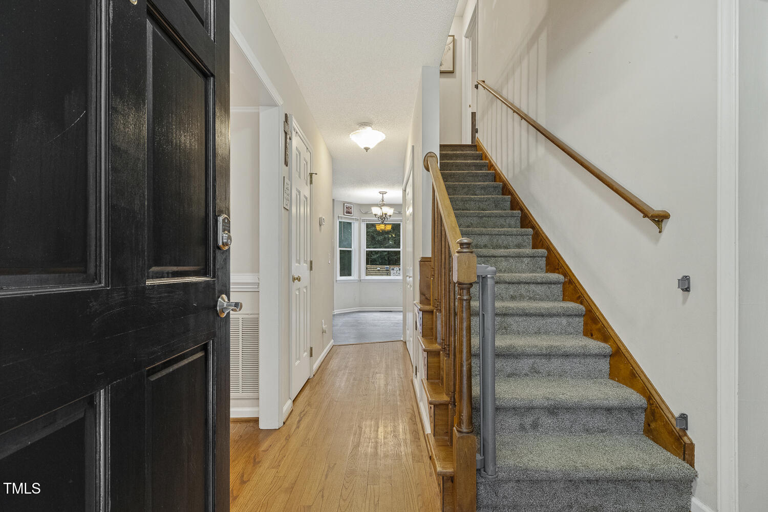 3052 Lindsay Drive