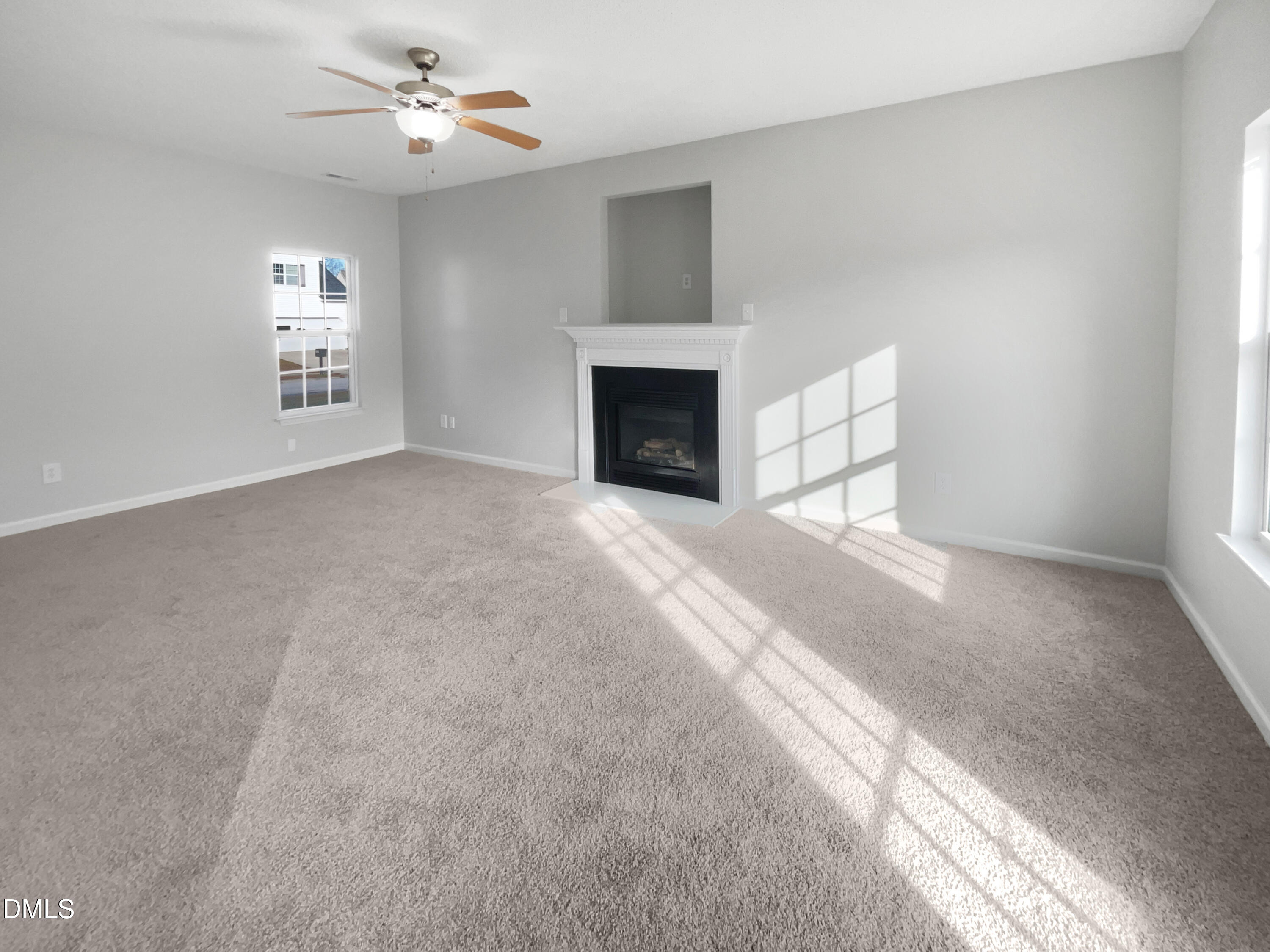 6836 Lakinsville Lane