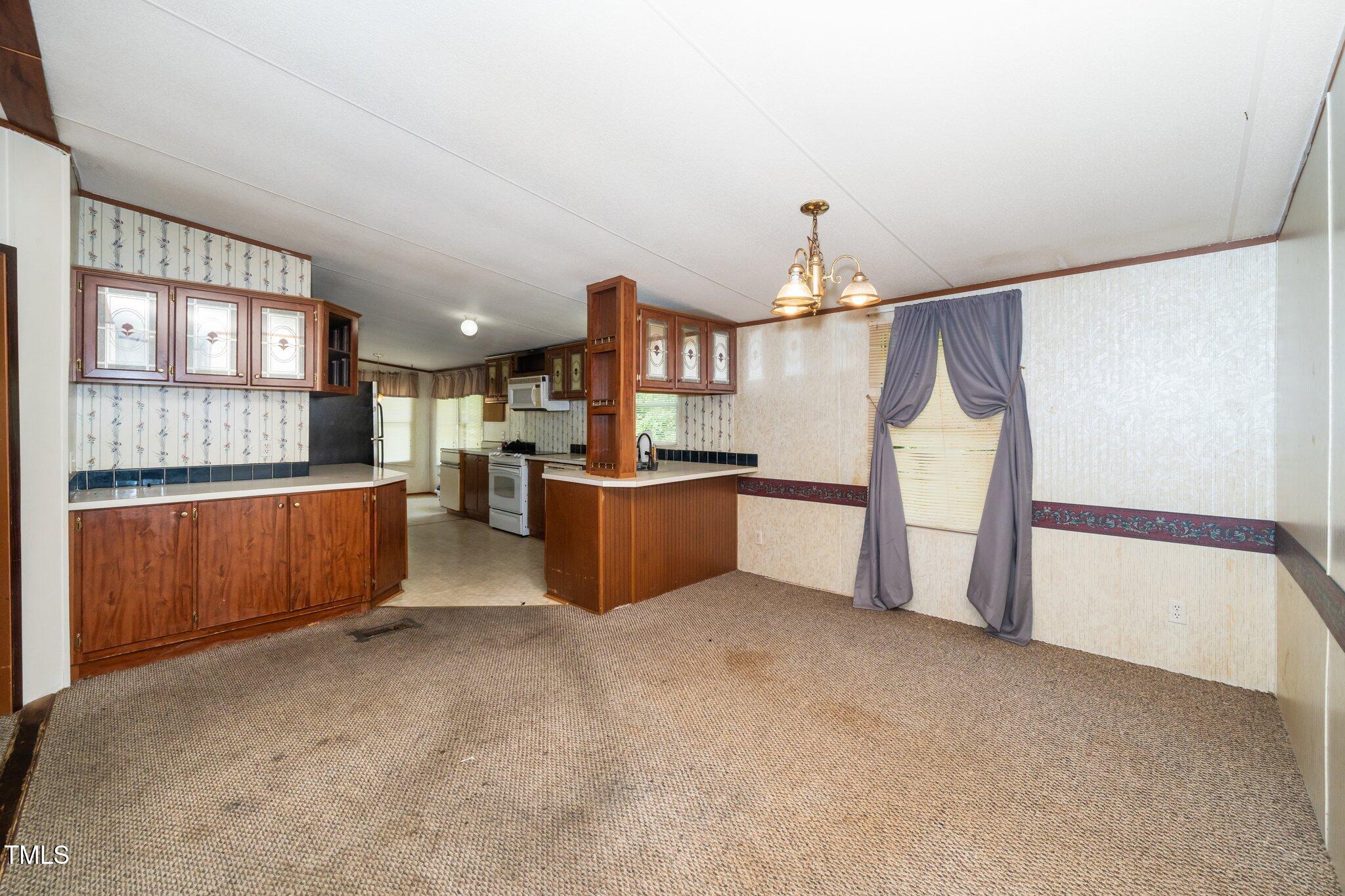 1034 Apple Blossom Lane