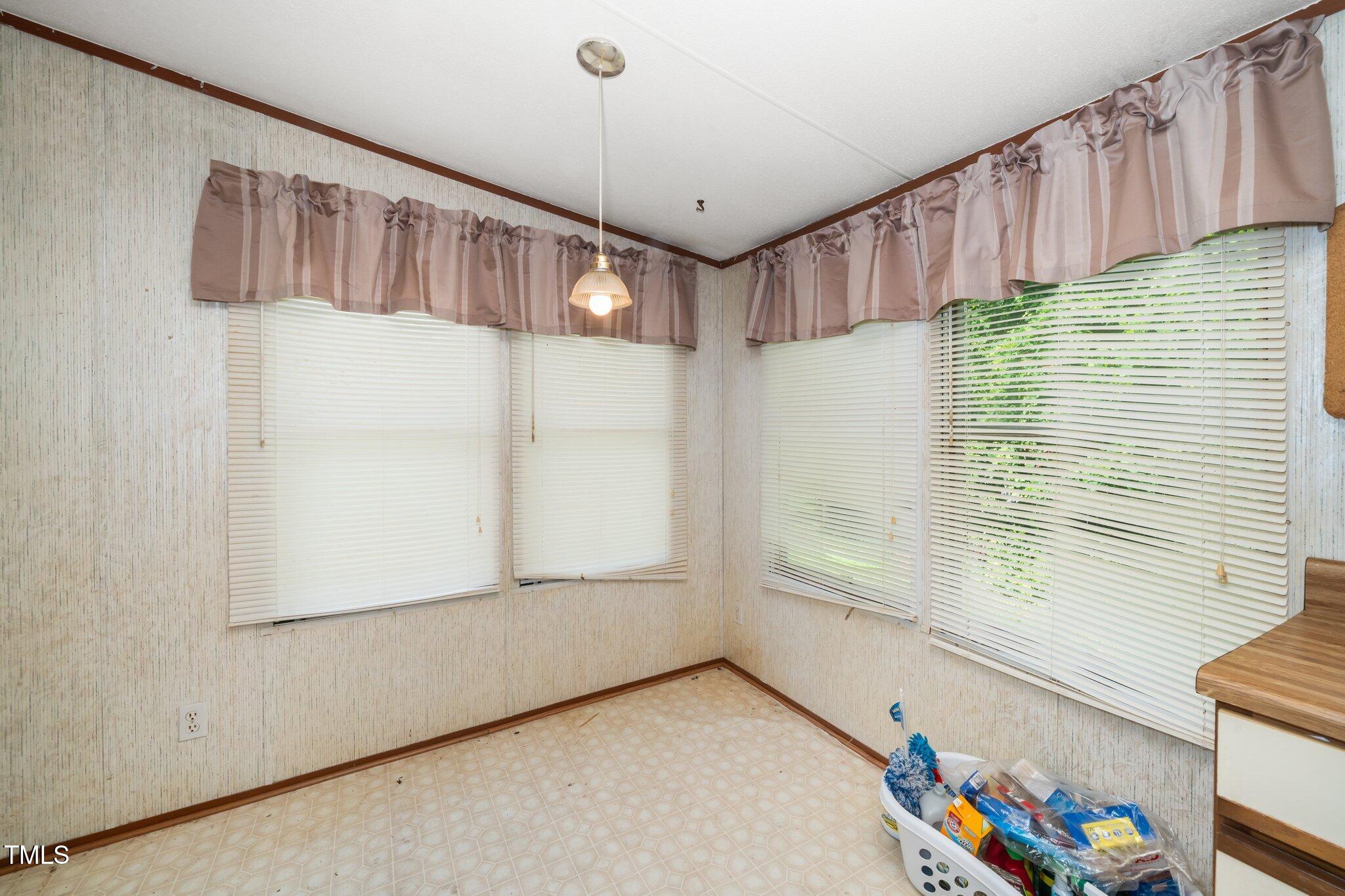 1034 Apple Blossom Lane