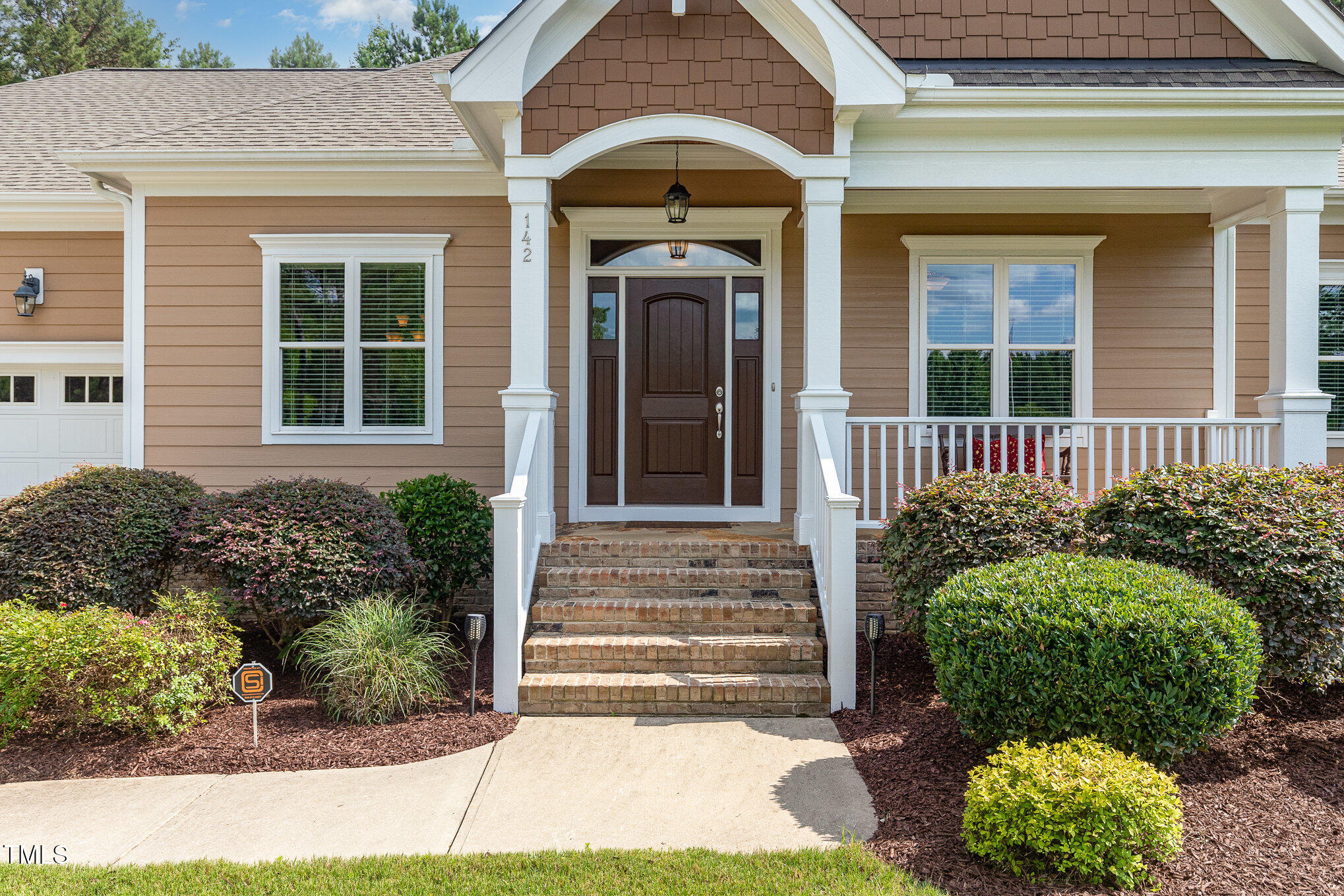 142 Crestline Drive