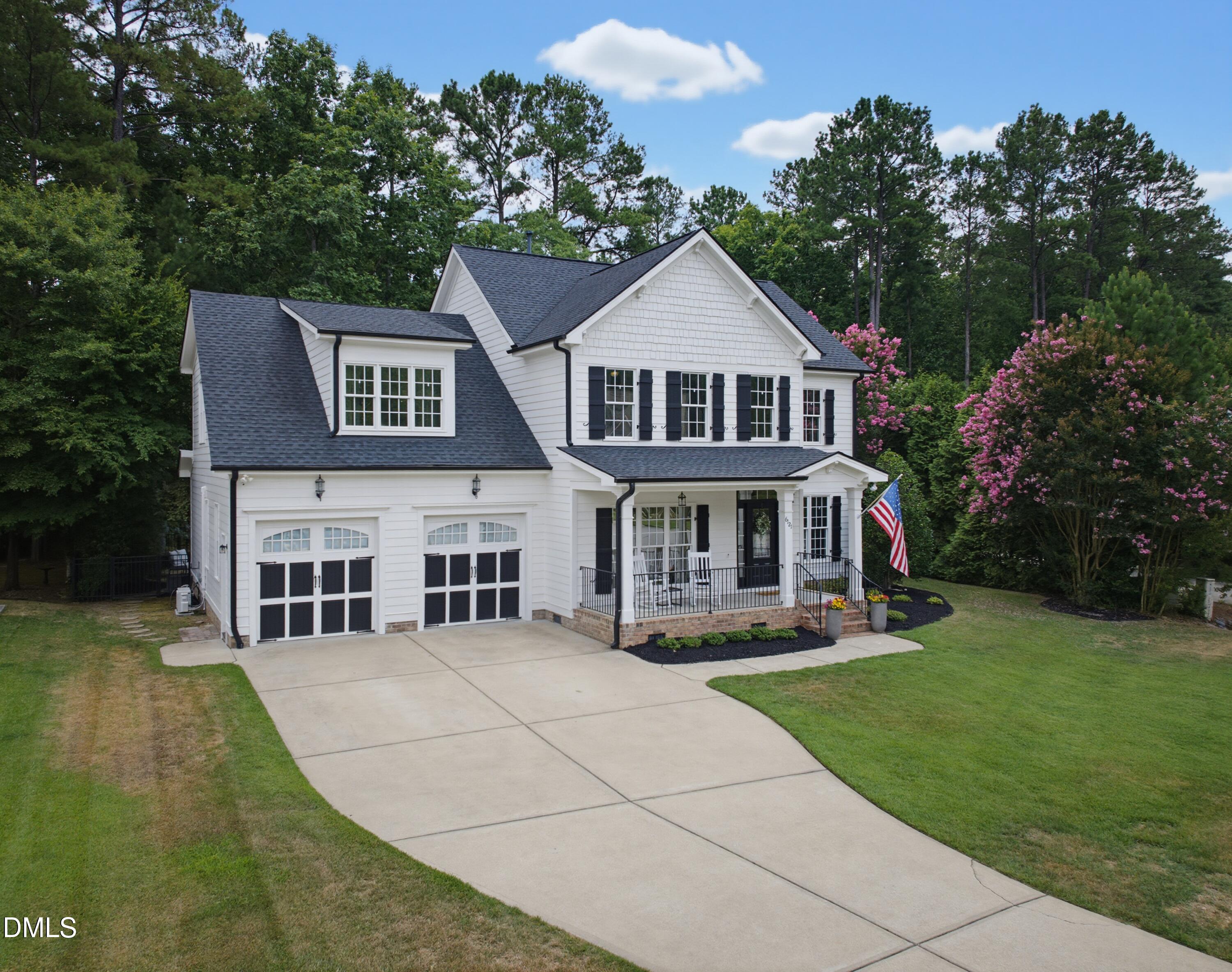 6121 Gretna Lane