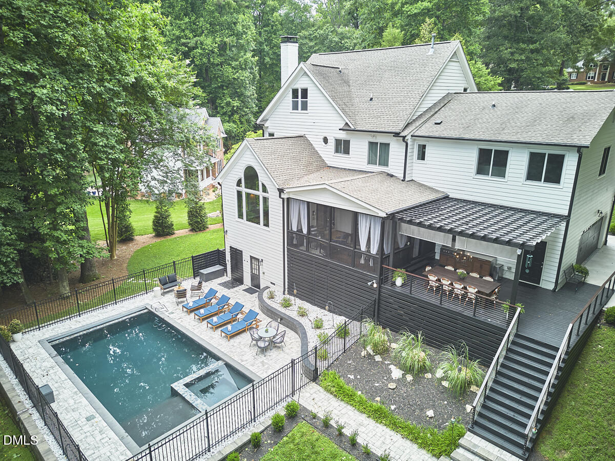 5513 Point Lake Court