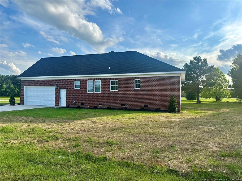 18 Floral Springs Road