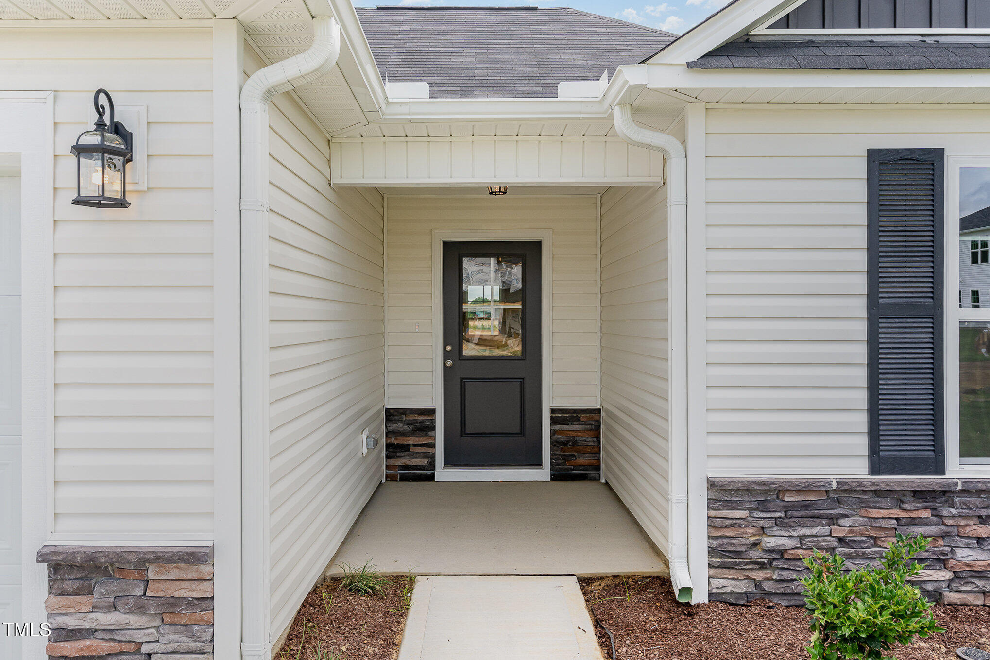 30 Chloe Court
