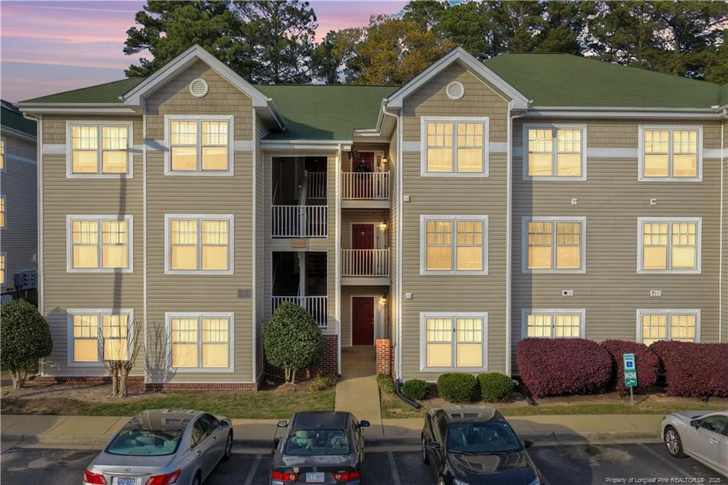 3342 Harbour Pointe Place Unit 6