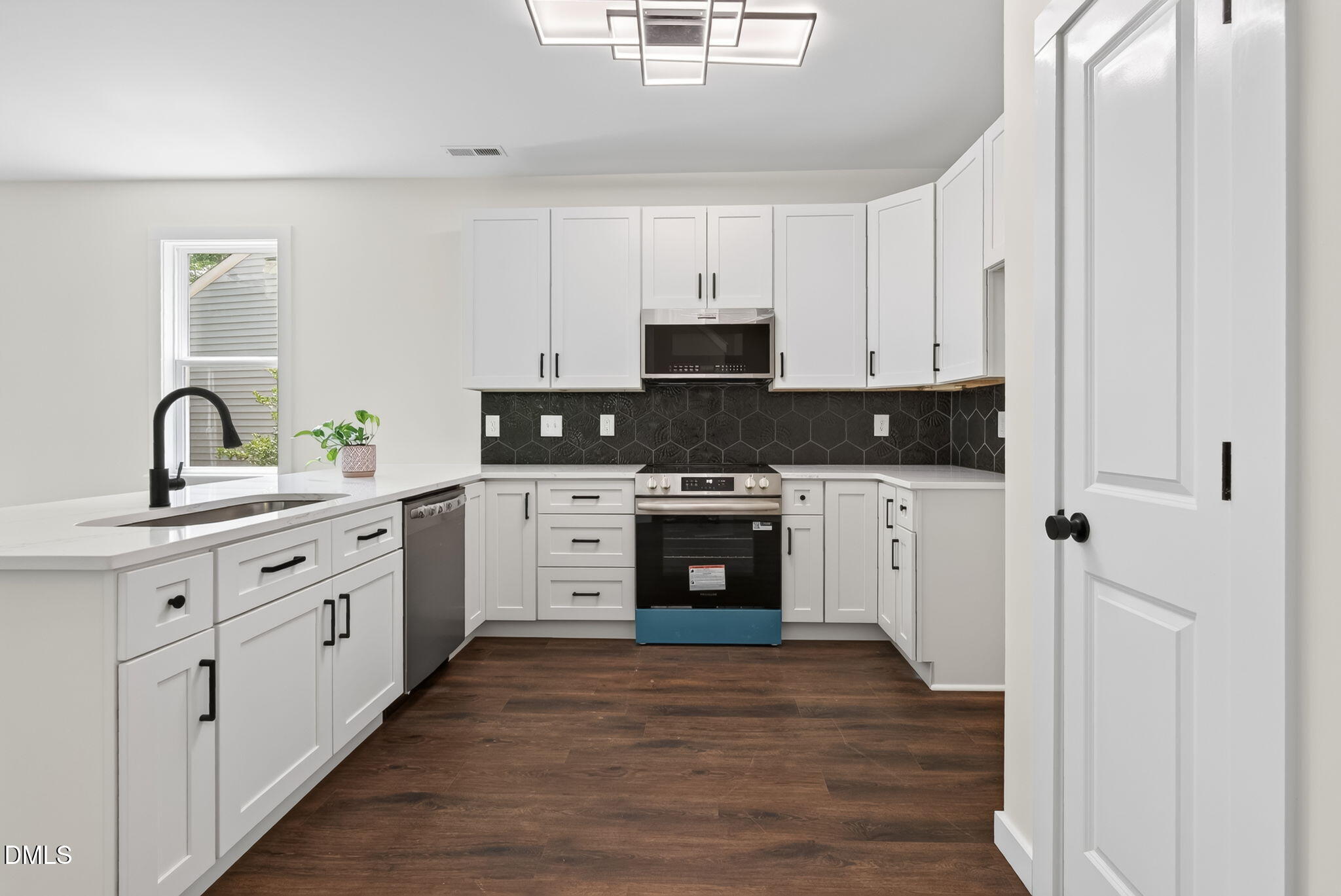 6209 River Breeze Court