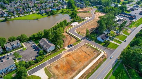 Townhouse in Fuquay Varina NC 117 Sugar Run Drive 48.jpg