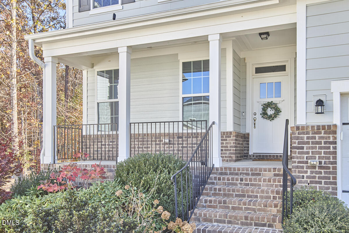 8600 Rowan Oak Court