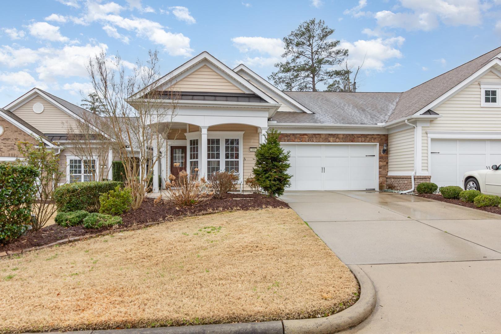 108 Lelcester Court