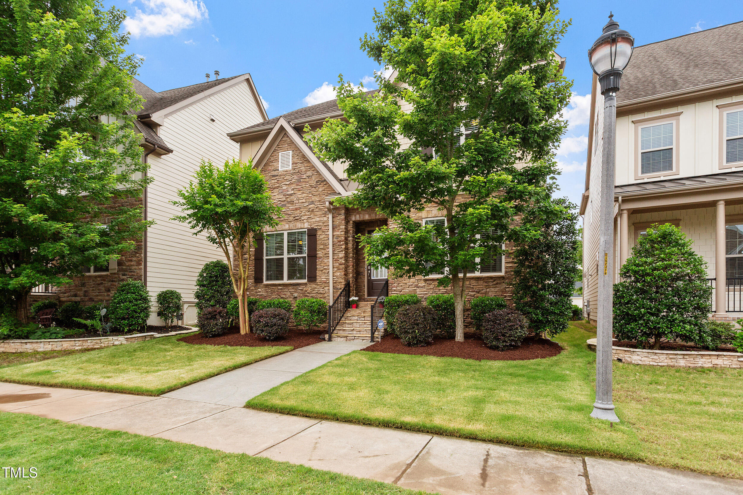 5003 Blue Jack Oak Drive