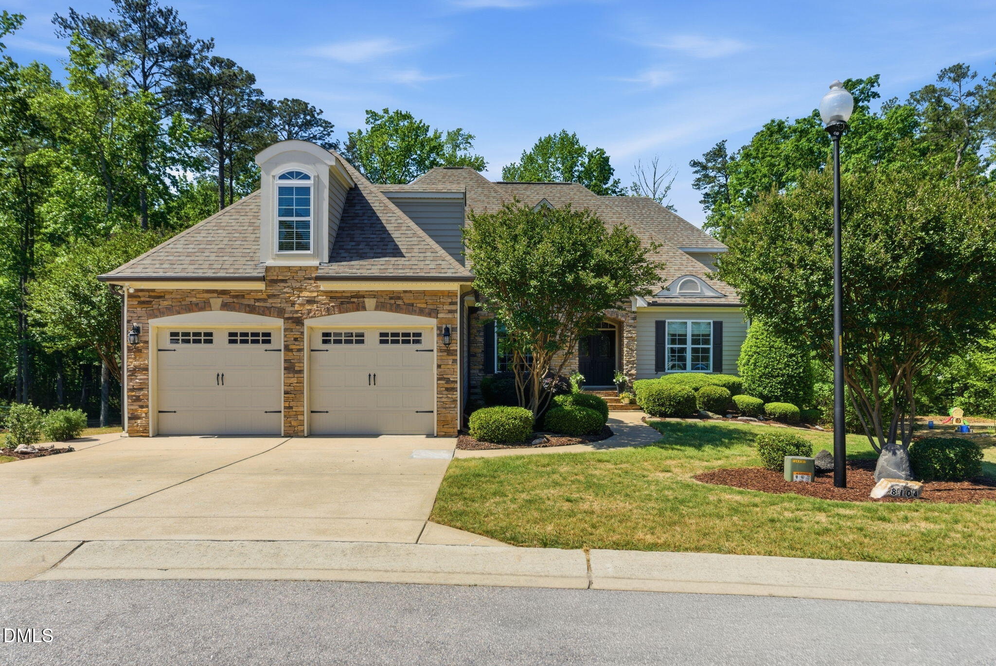 8104 Crookneck Drive