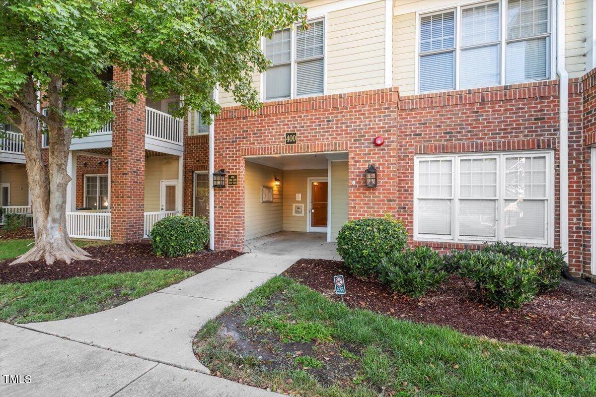 415 Waterford Lake Drive
