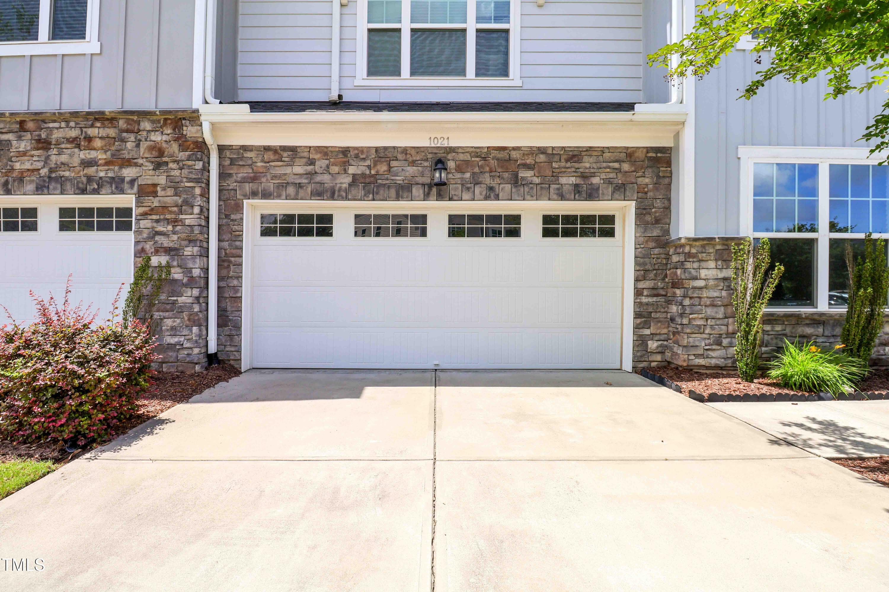 1021 Benay Road