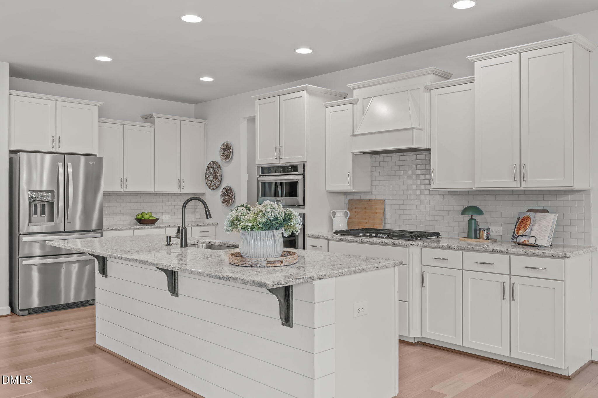 2512 Livingston Court