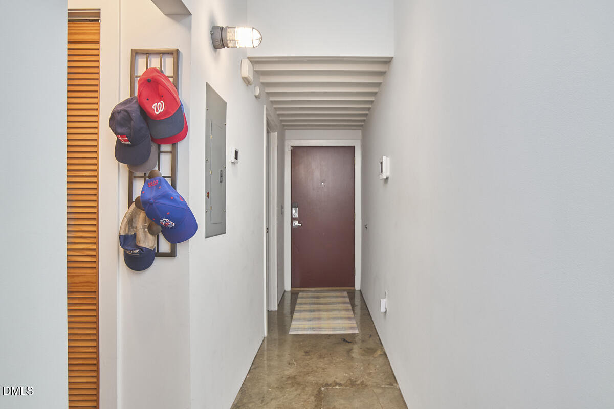 701 W Trinity Avenue Apt 105