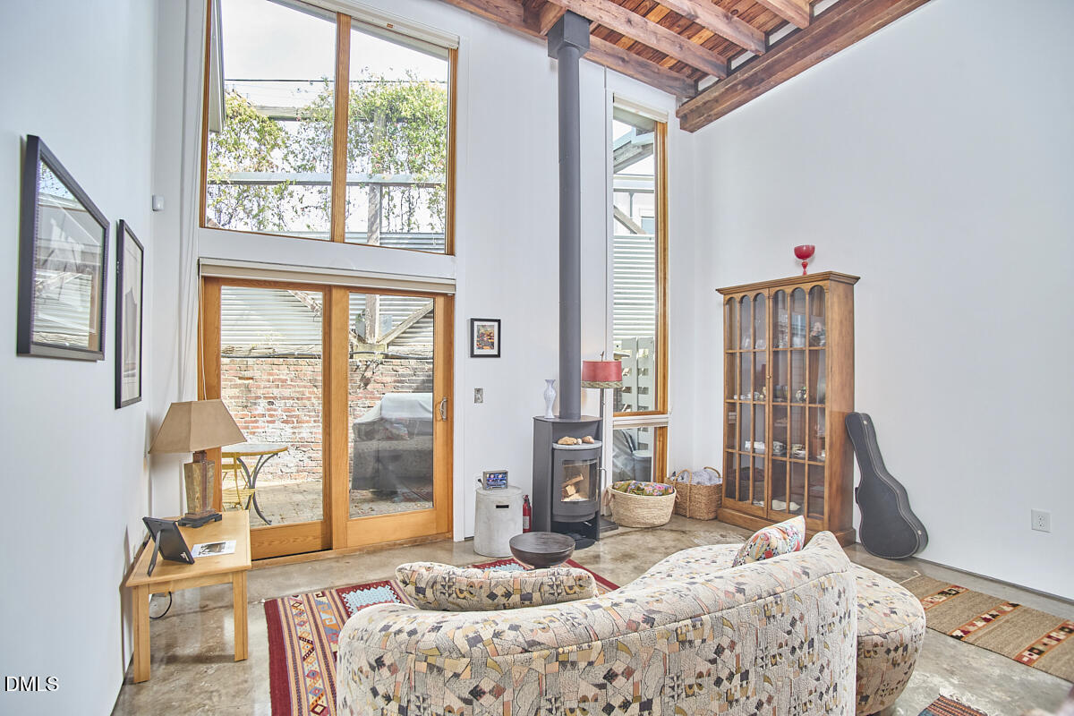 701 W Trinity Avenue Apt 105