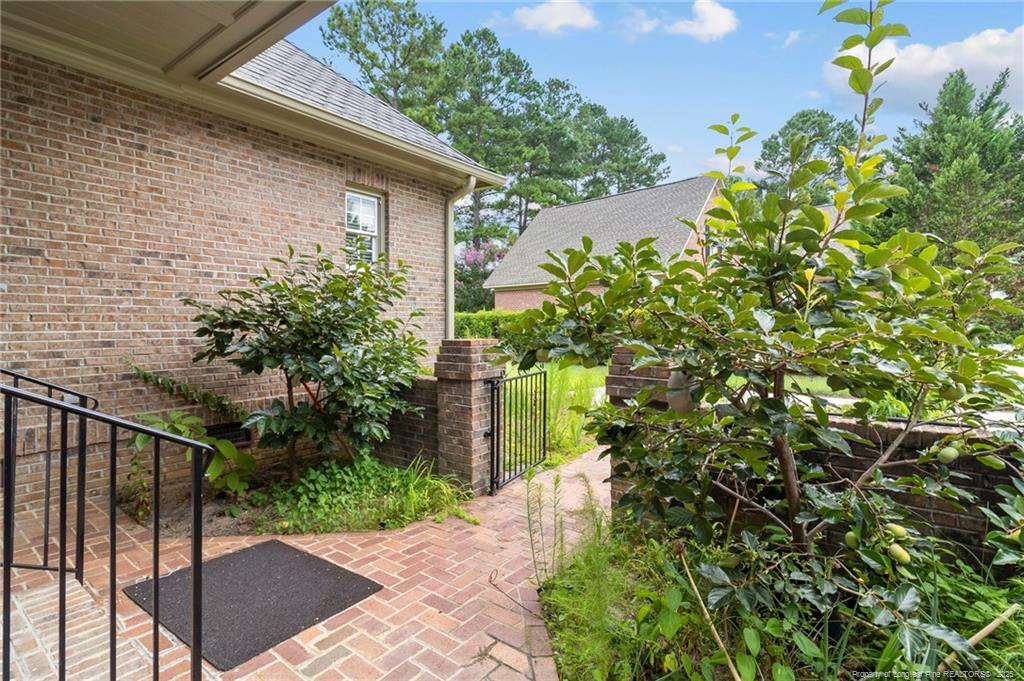 6637 Summerchase Drive