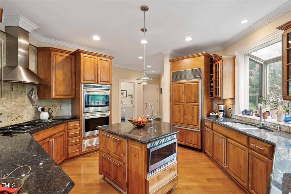 3426 Fairway Lane