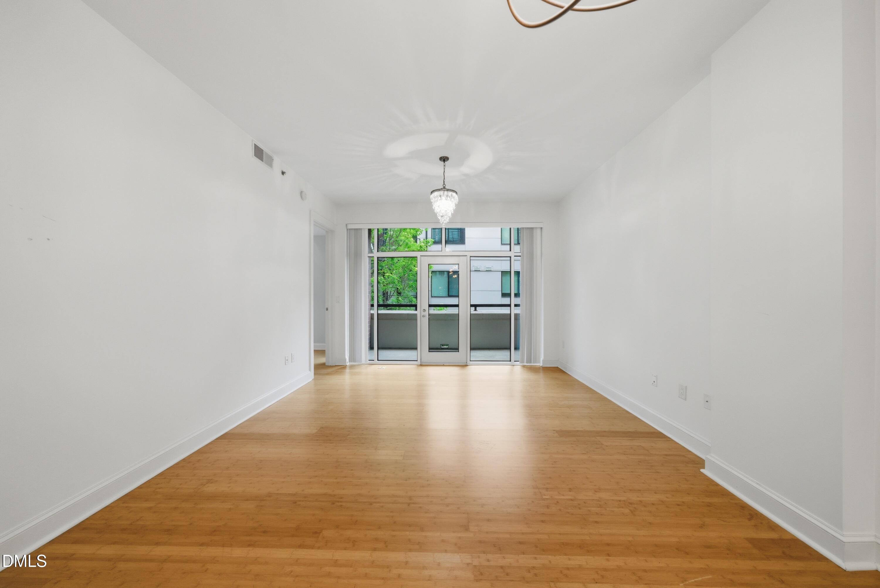 618 N Boylan Avenue 526