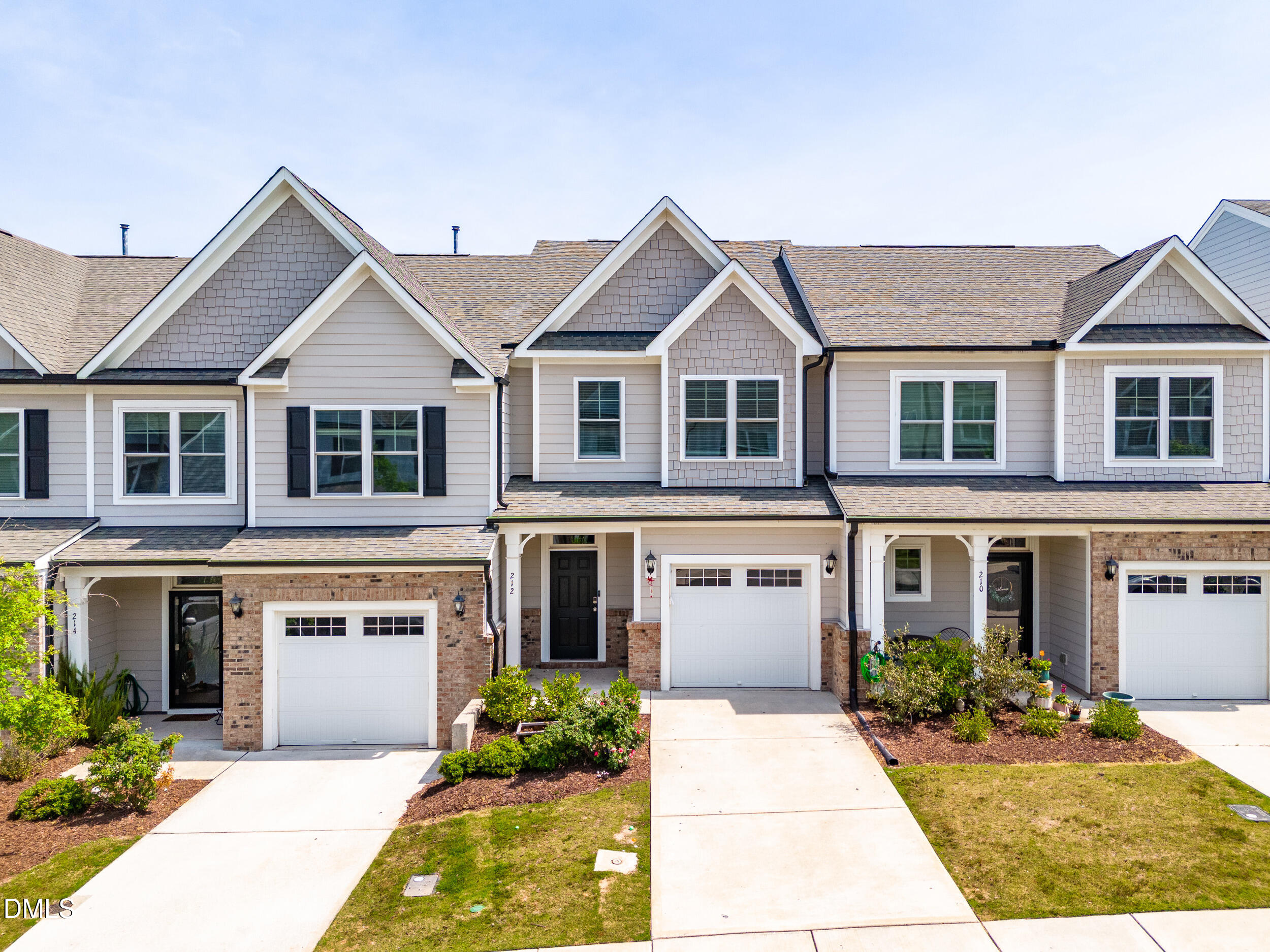 212 Marbella Grove Court