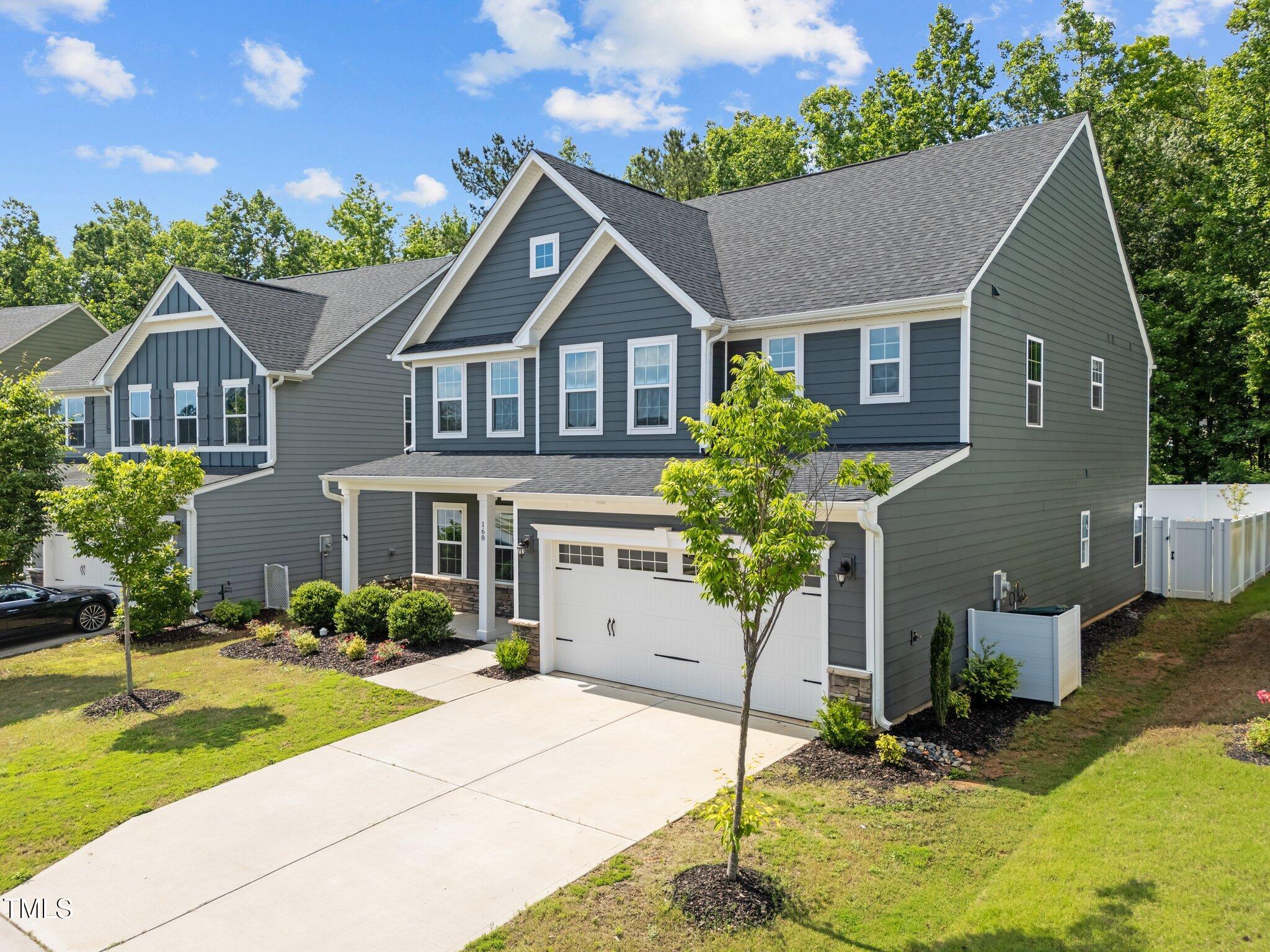 168 Amber Acorn Avenue