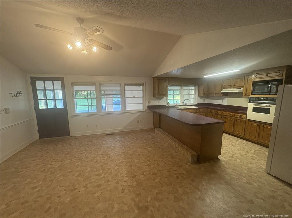 6566 Bend of River Road Road