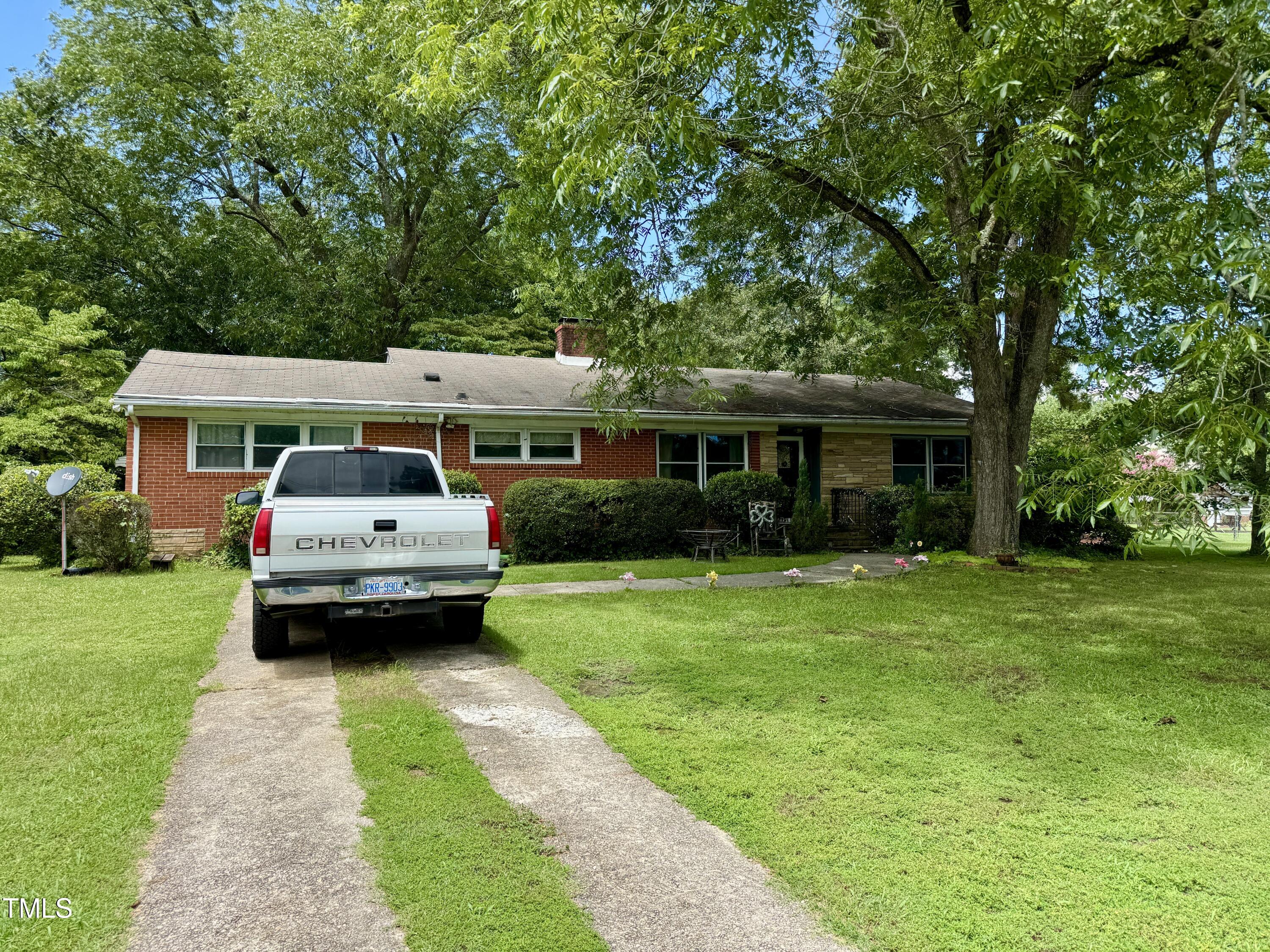 1326 Vandora Springs Road