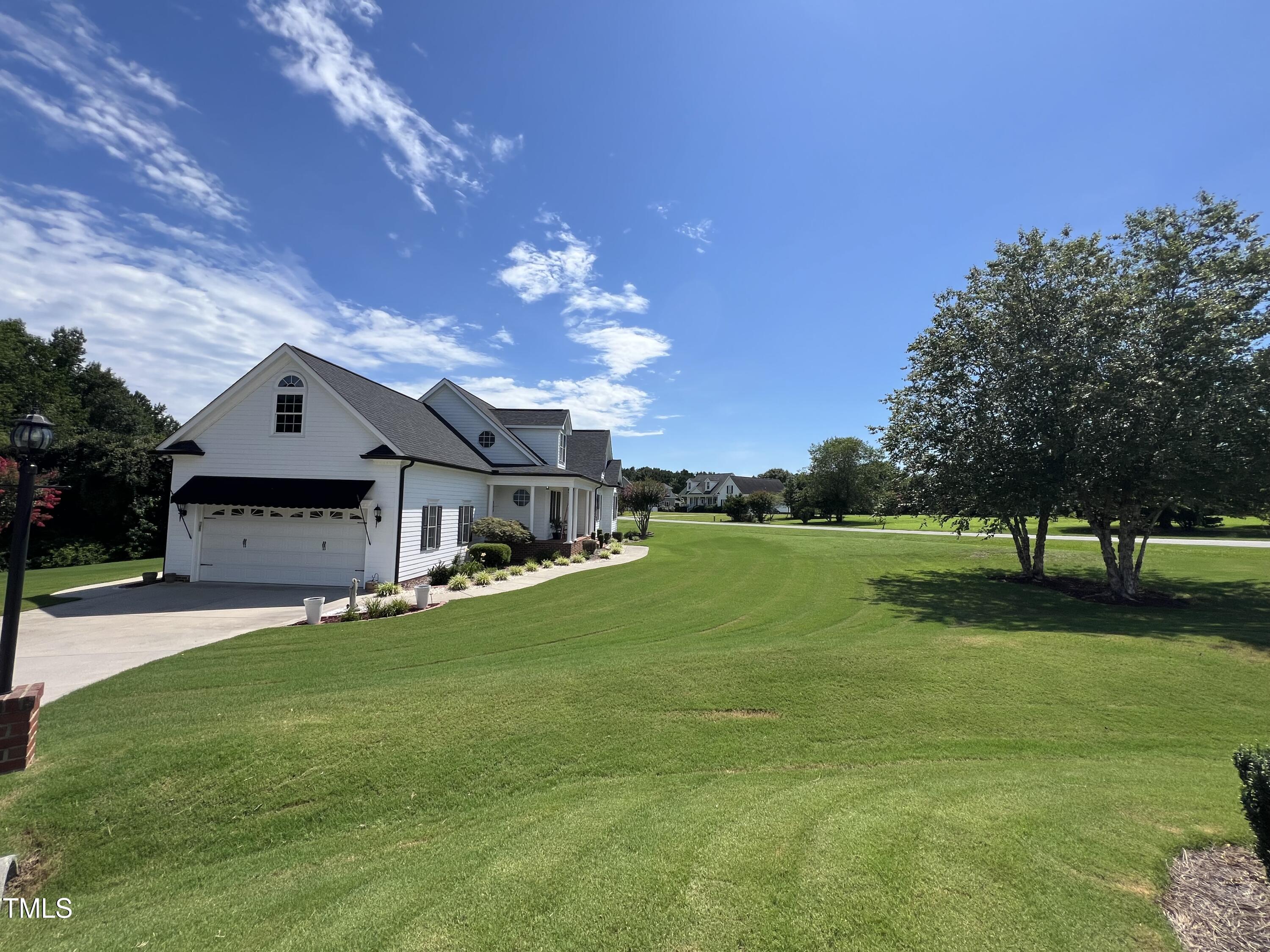 164 Amsterdam Drive
