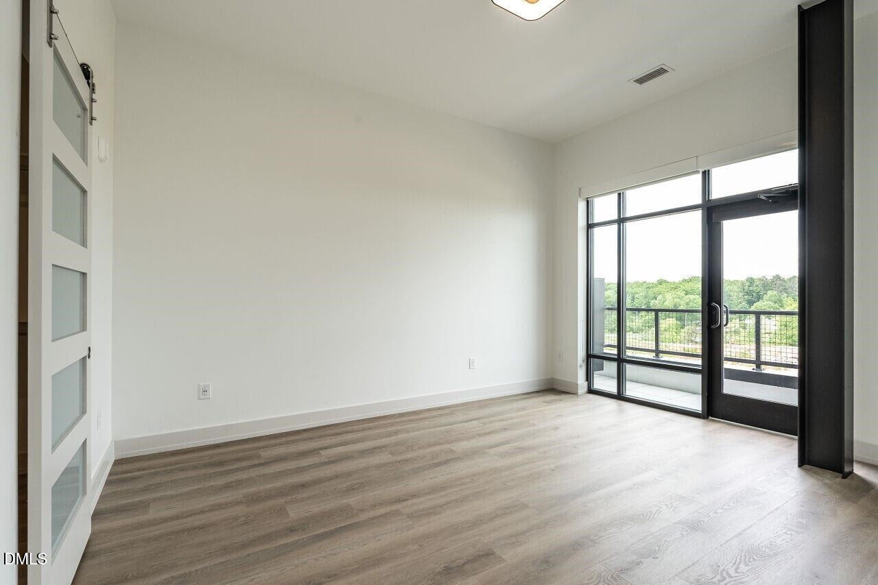 120 Mosaic Boulevard 307