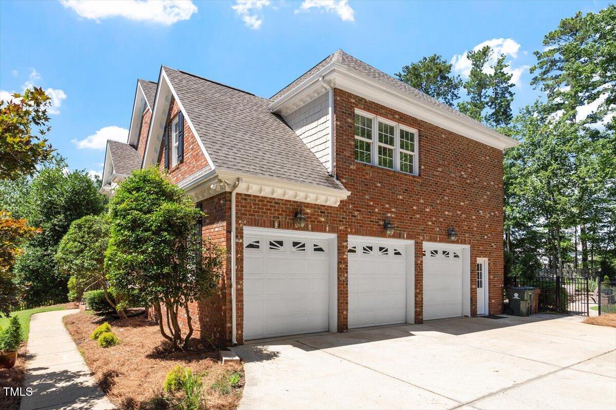 312 Flint Point Lane