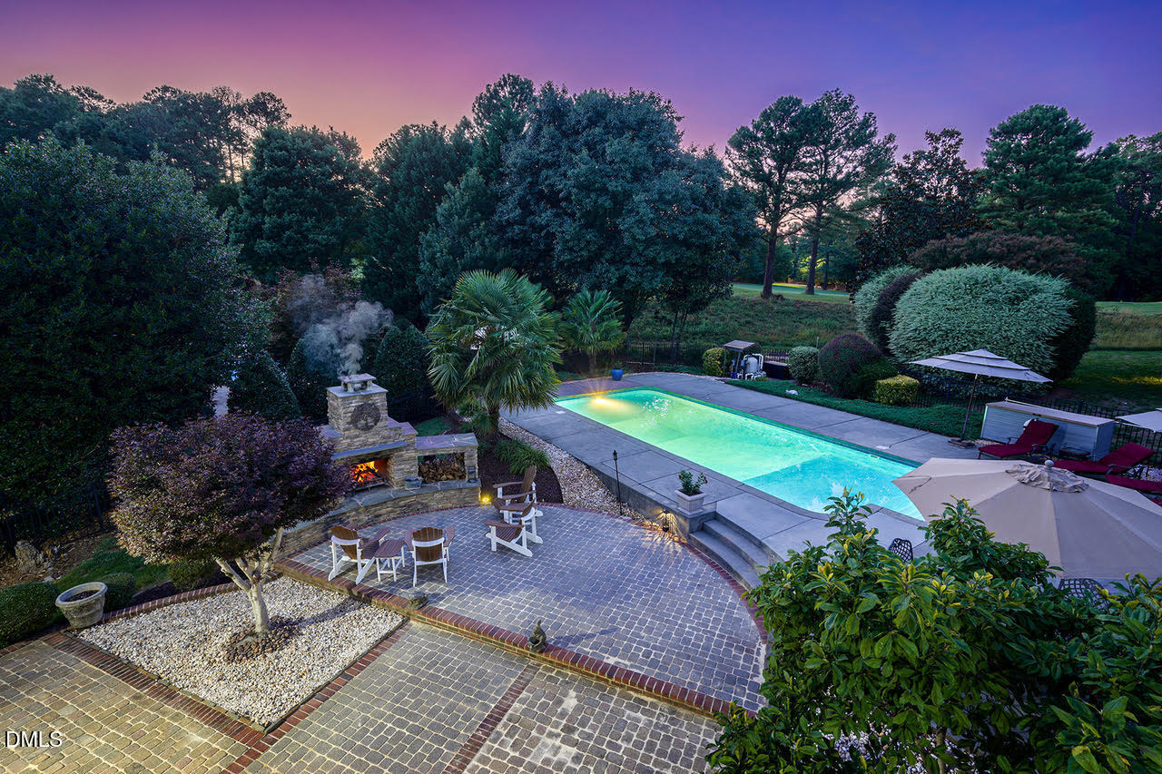 2721 Stratford Hall Drive