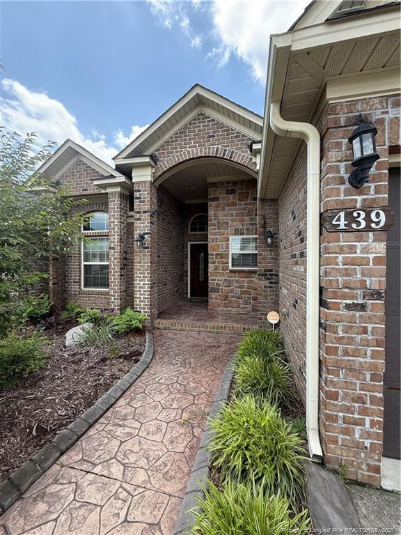 439 W. Summerchase Drive